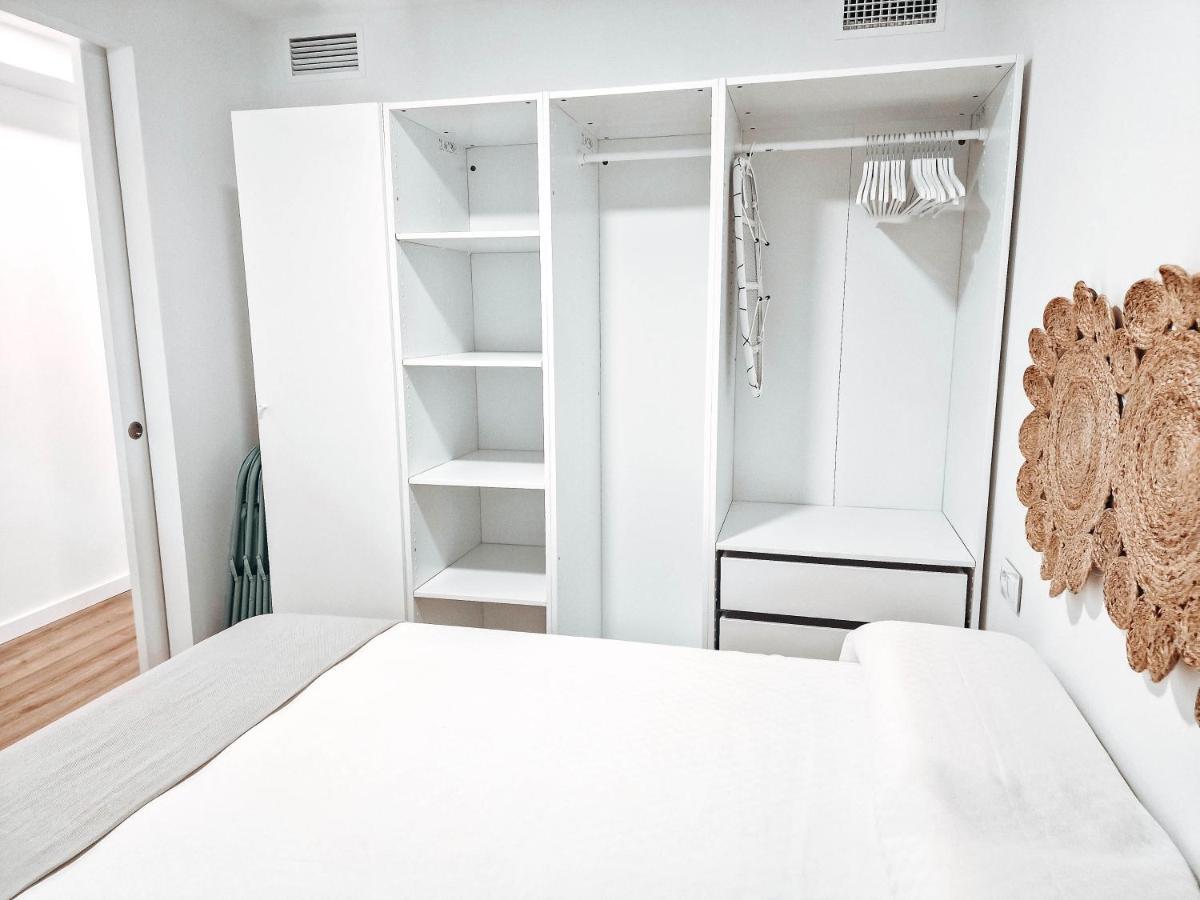 Apartamento Tiendas 8 Almeria Bagian luar foto