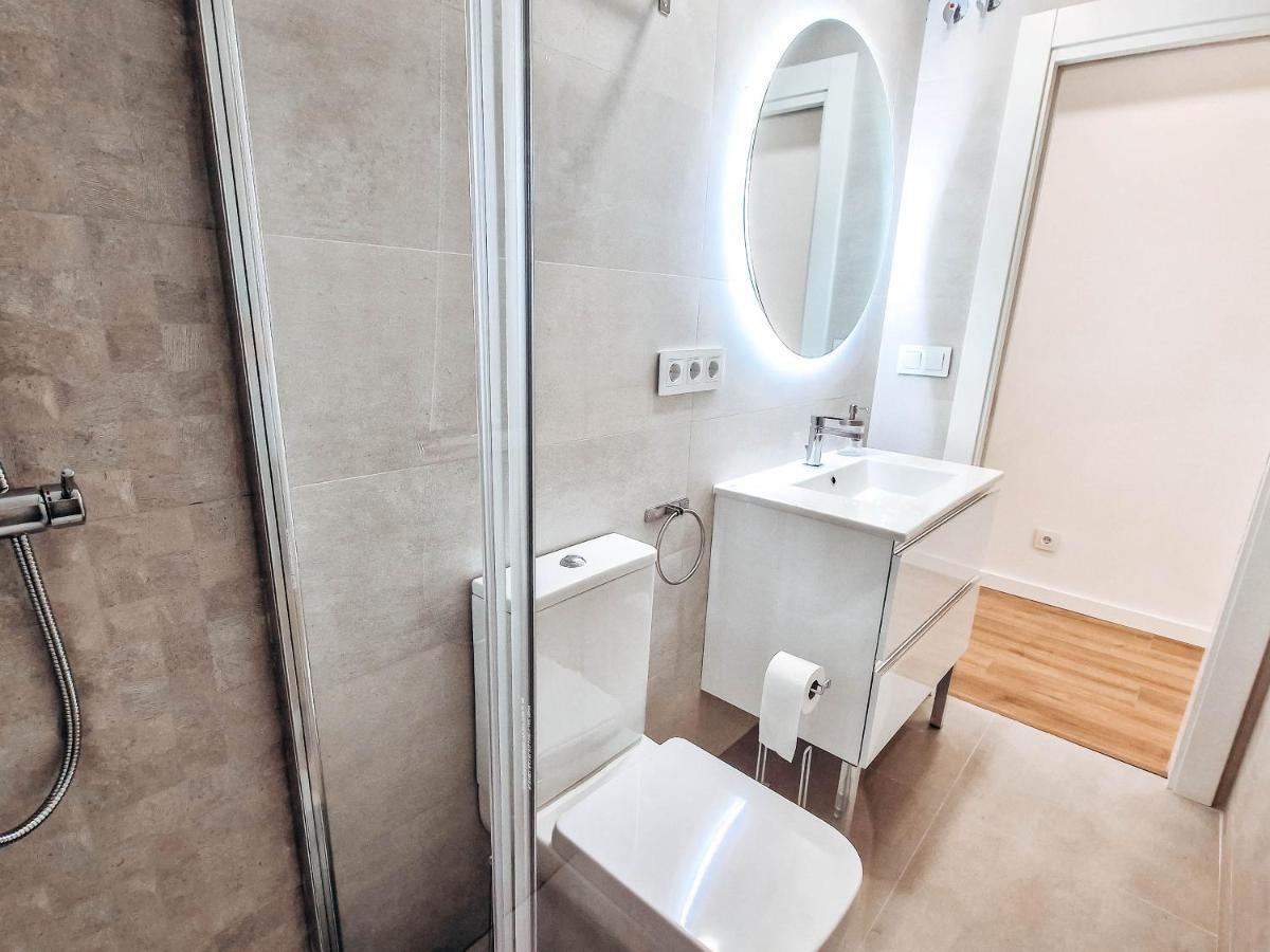 Apartamento Tiendas 8 Almeria Bagian luar foto