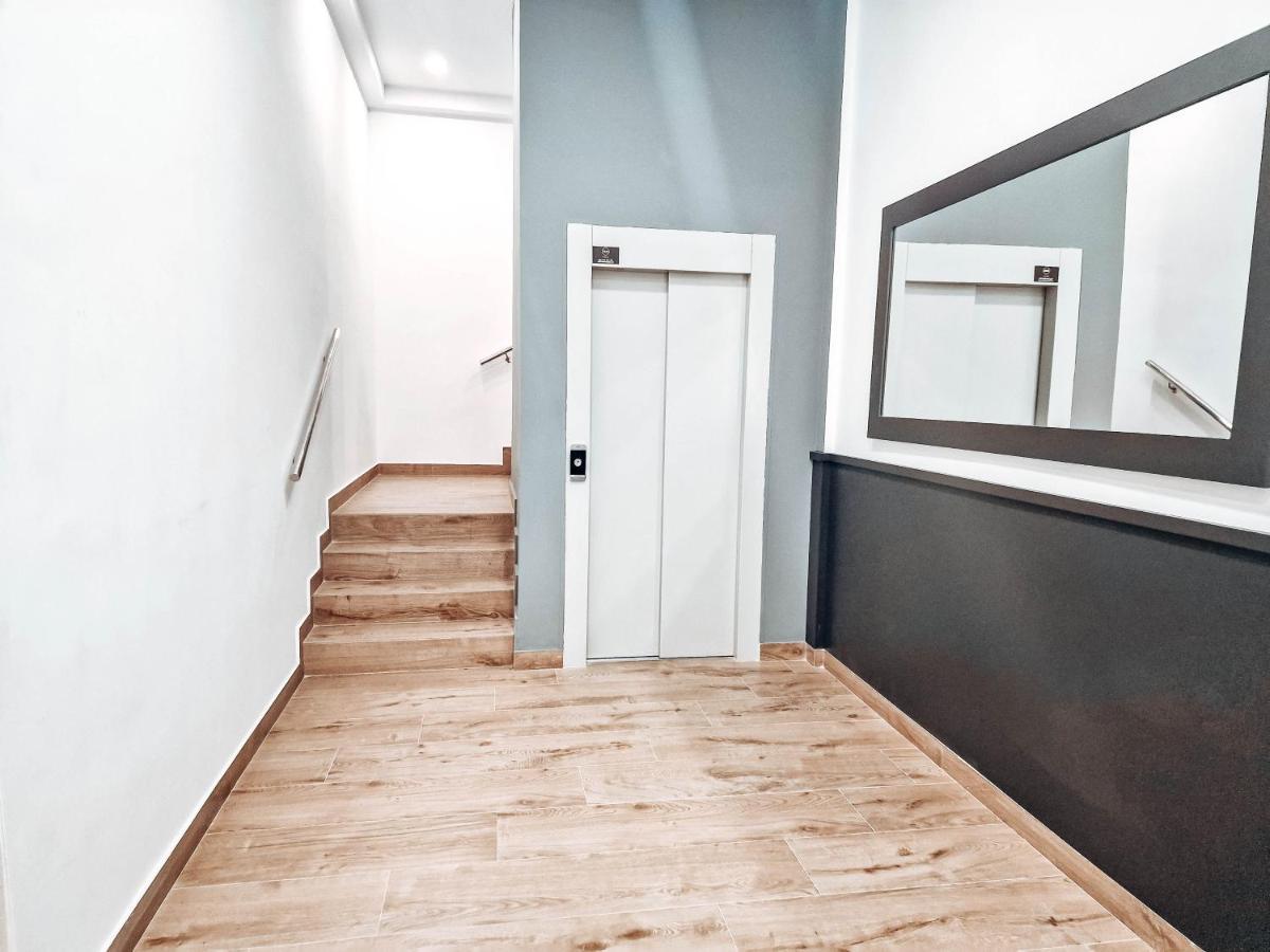 Apartamento Tiendas 8 Almeria Bagian luar foto