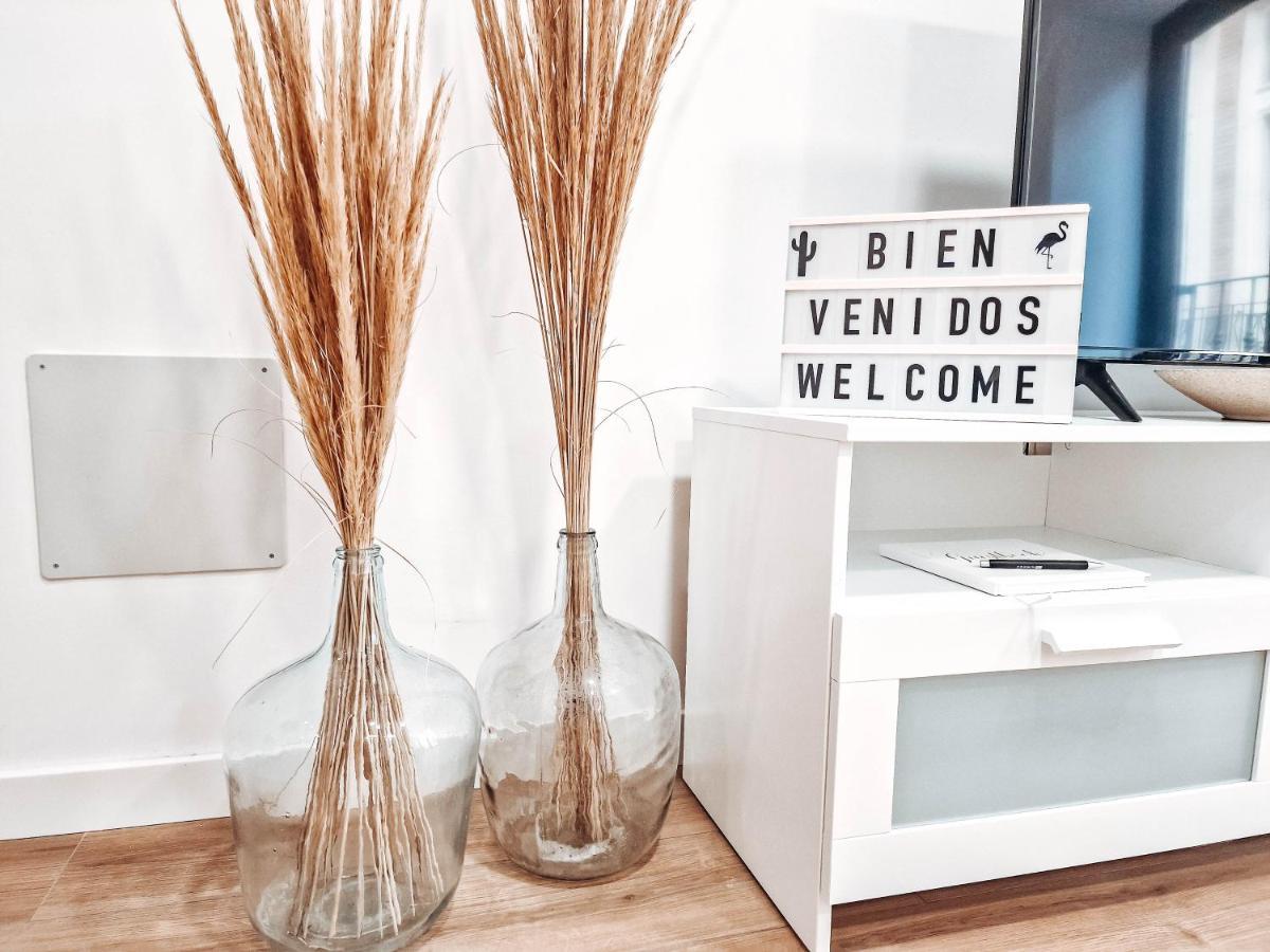 Apartamento Tiendas 8 Almeria Bagian luar foto