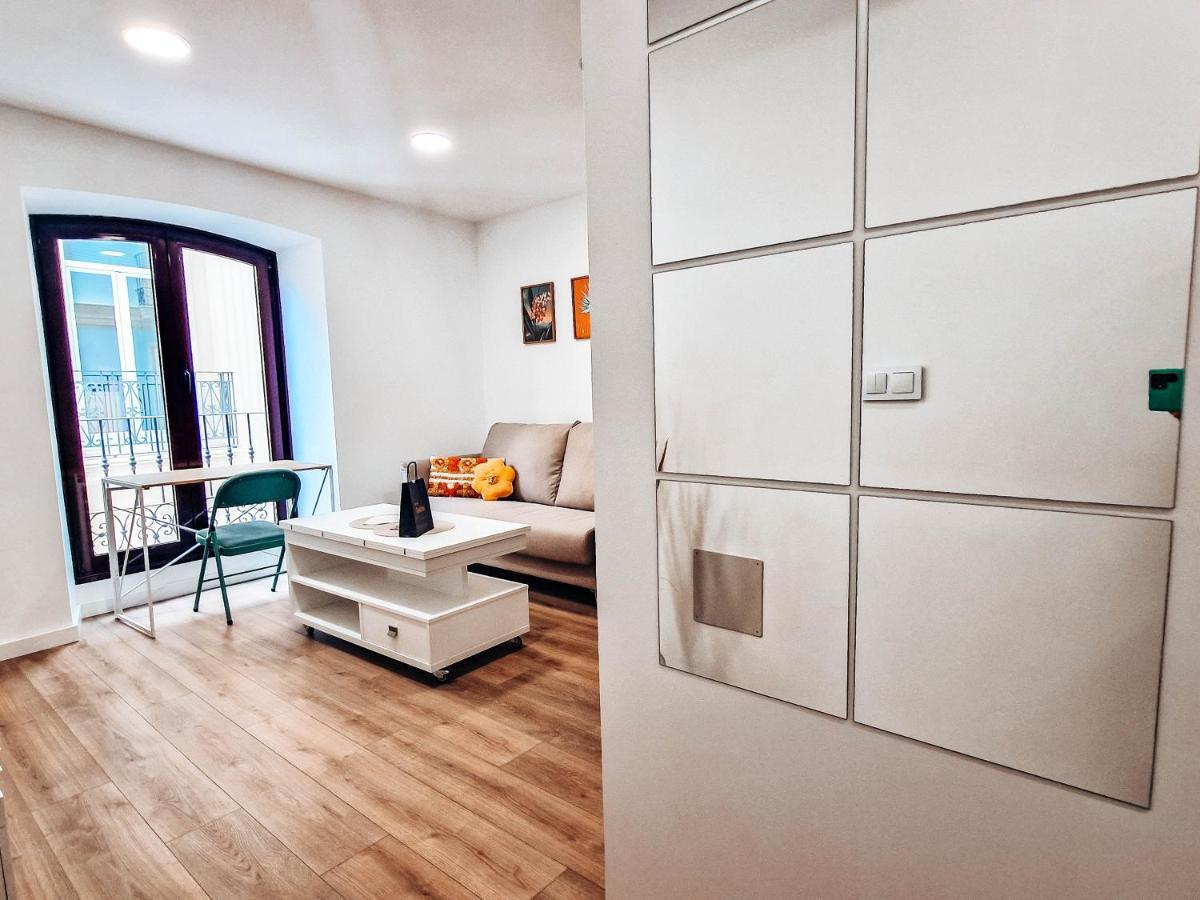 Apartamento Tiendas 8 Almeria Bagian luar foto